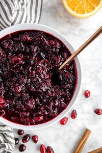 Cranberry sauce made with red wine